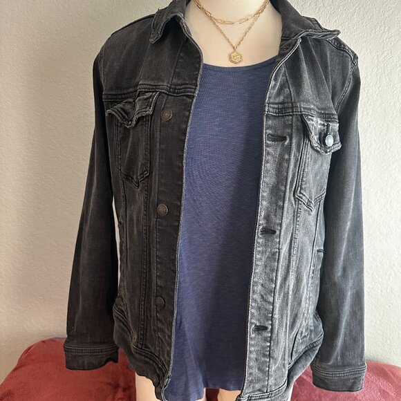 Hollister Distressed Black Jean Jacket - Picture 1 of 8